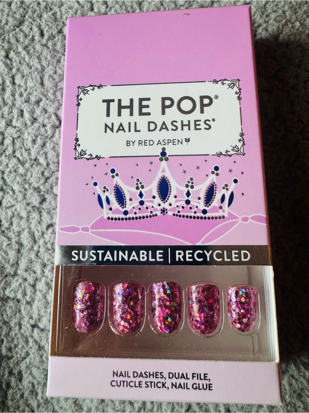 The Pop Nail Dashes by Ted Aspen if the crown fits Glitter Press-On Nails